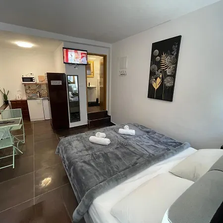 Tequila Apartments (Adults Only) Zadar